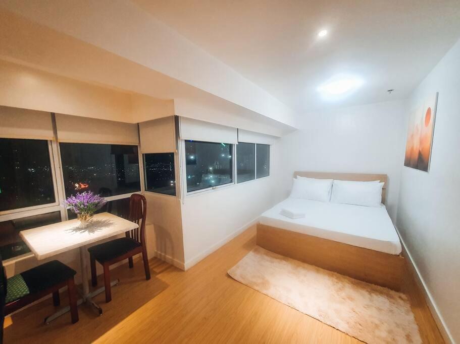 Bgc Taguig Cozy 2 Bedroom Loft, With Stunning Bgc Skyline View! Manila Zewnętrze zdjęcie